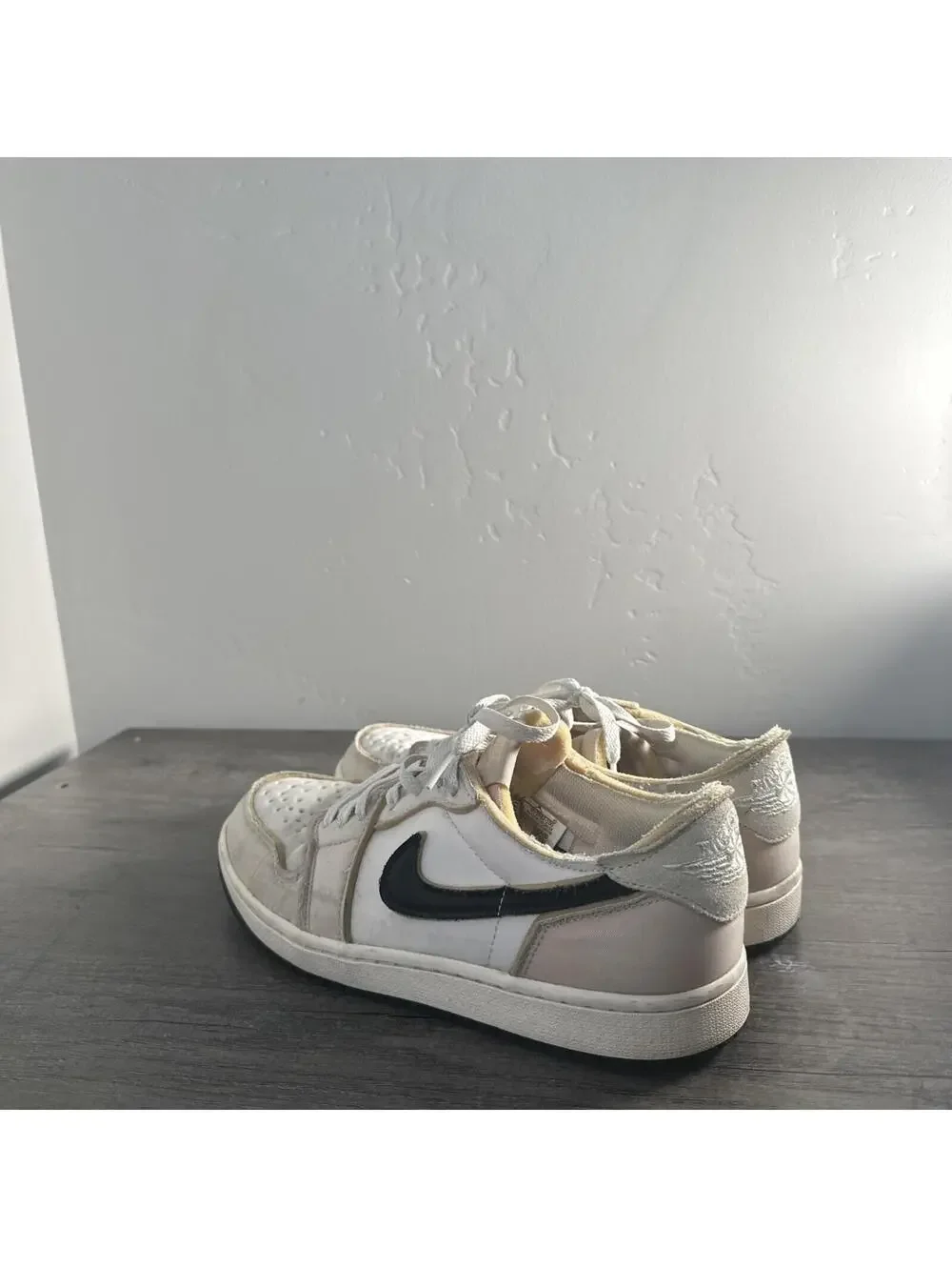 Air Jordan 1 Retro OG EX Low Coconut Milk Size 8.5